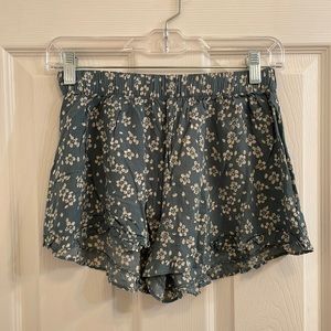 Patterned Short Shorts